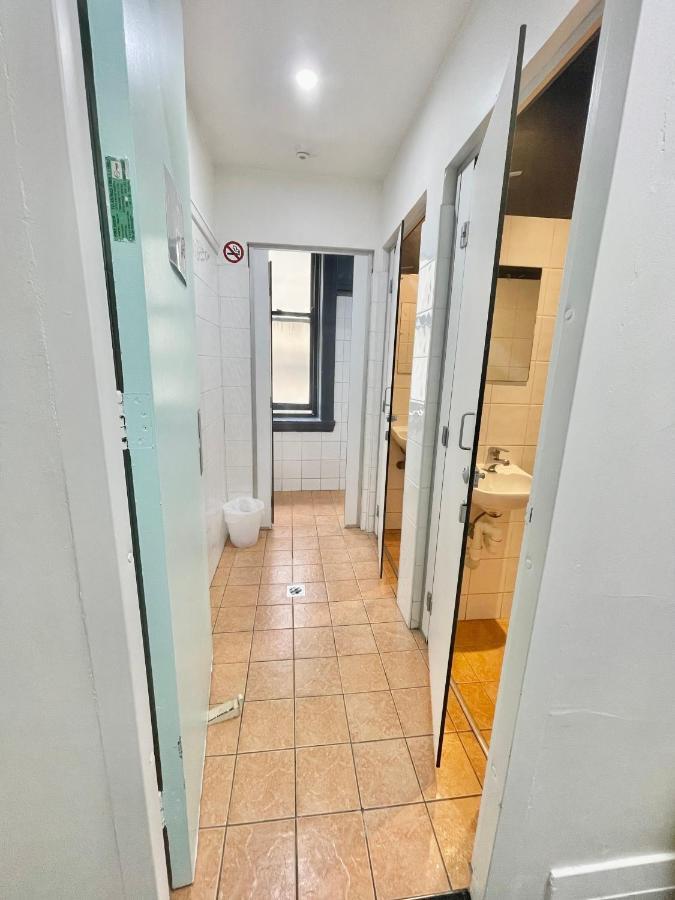 The Downing Hostel Sydney Buitenkant foto