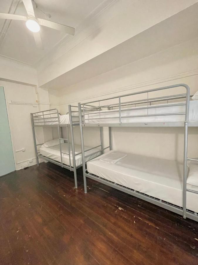 The Downing Hostel Sydney Buitenkant foto