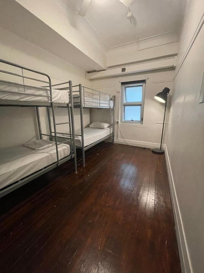 The Downing Hostel Sydney Buitenkant foto